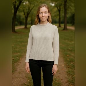 XS Very Oversized American Eagle Cream Mockneck Sweater Relax Fit Soft Stretchy